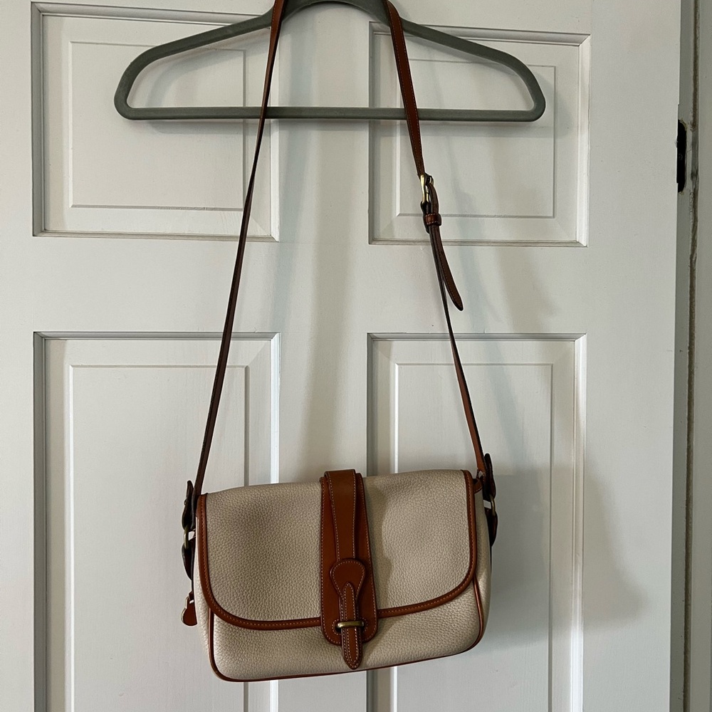 Made in the USA Dooney & Bourke All Weather Leather bag VINTAGE